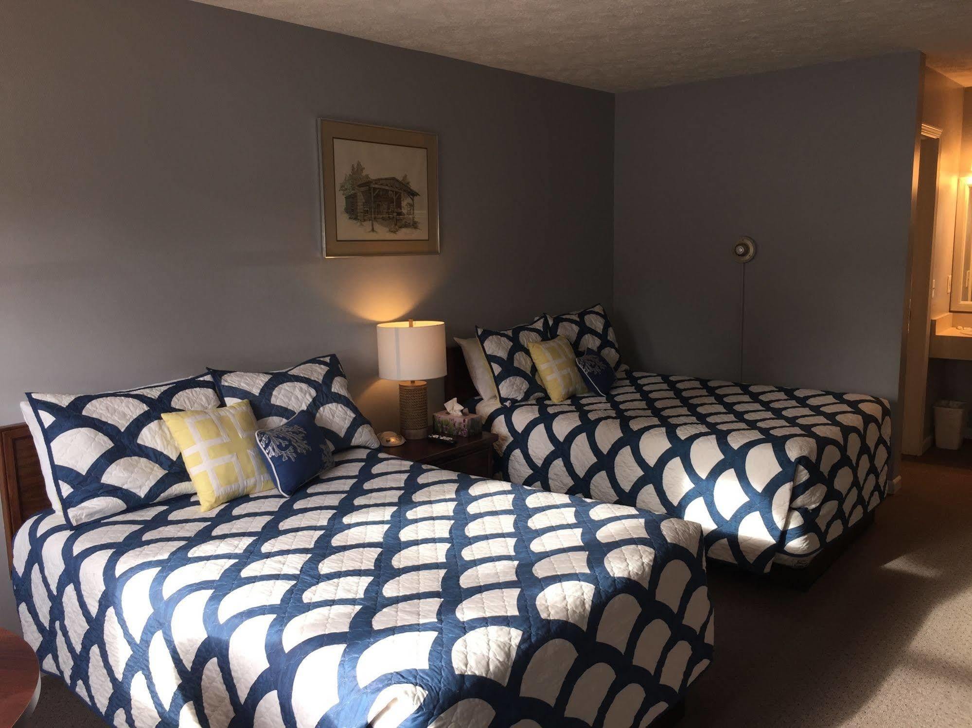 Empire Lakeshore Inn Εξωτερικό φωτογραφία
